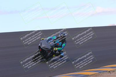 media/Sep-11-2022-SoCal Trackdays (Sun) [[81b7e951af]]/Bowl (820am)/